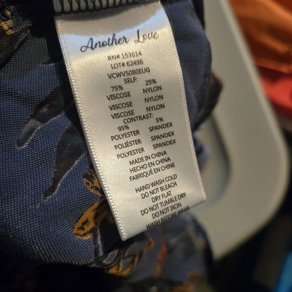 Another Love Acacia Burnout Floral Velvet Tank Top New - Picture 11 of 11